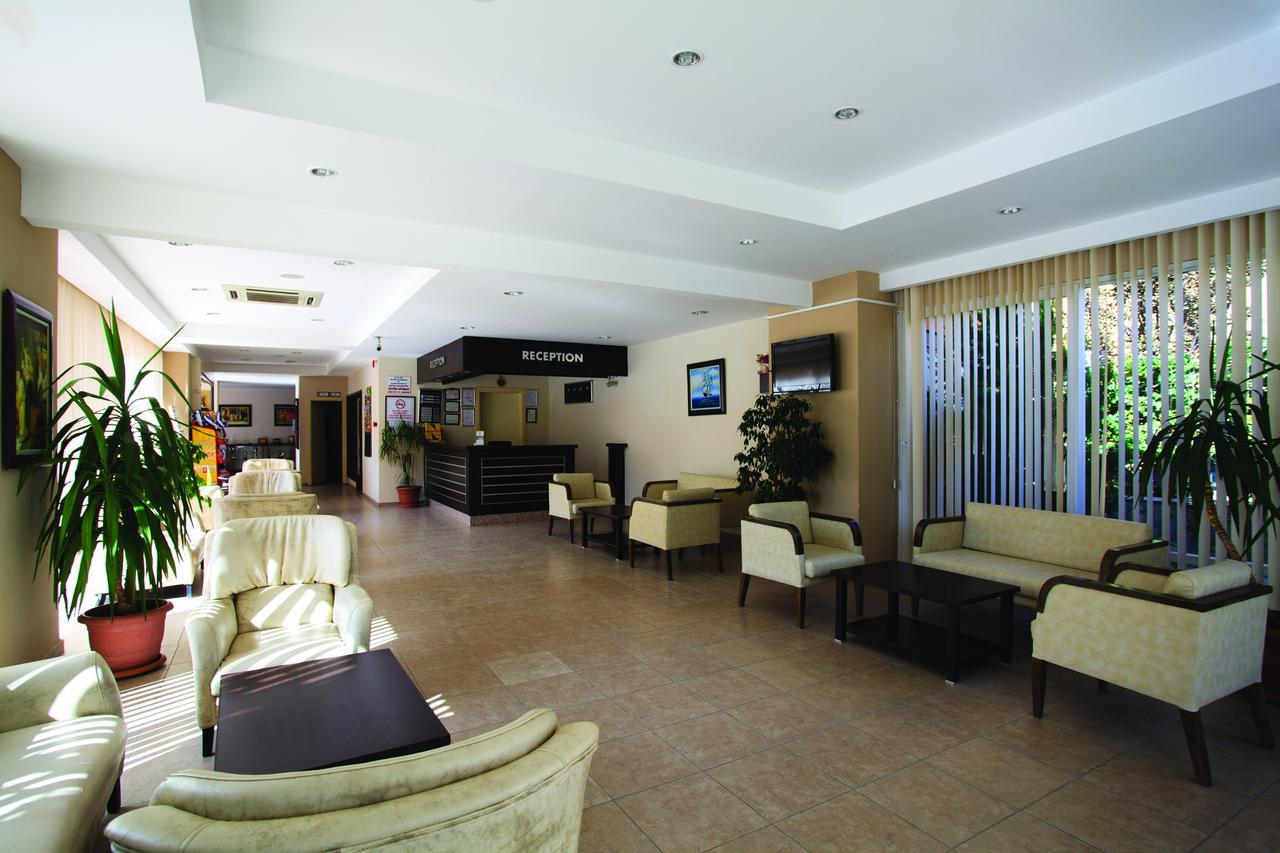 Helios Hotel Сиде Екстериор снимка