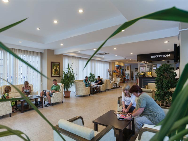 Helios Hotel Сиде Екстериор снимка
