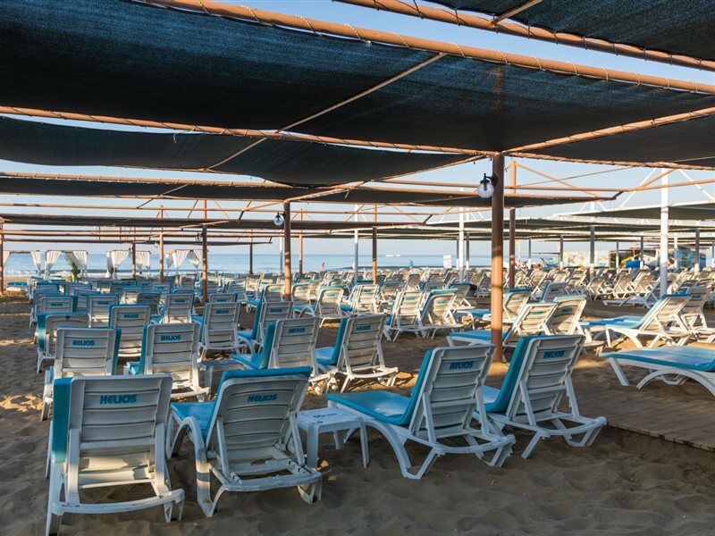 Helios Hotel Сиде Екстериор снимка